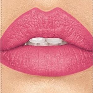 Statement Matte Liquid Lipcolor